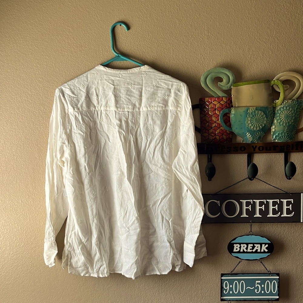 Old Navy Top - Picture 9 of 9